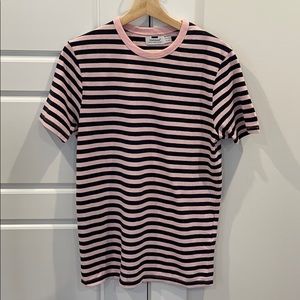 Like-New Short Sleeve Shirt